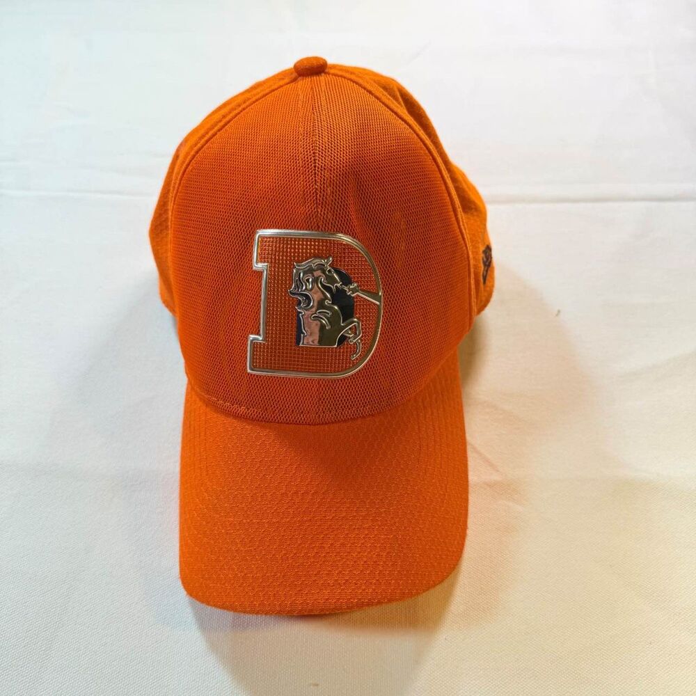 New Era 39Thirty Denver Broncos Throwback D Logo Fitted Cap Orange Mesh M/L